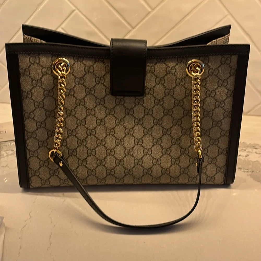 Gucci PADLOCK MEDIUM SHOULDER BAG authentic like new - Picture 4 of 7